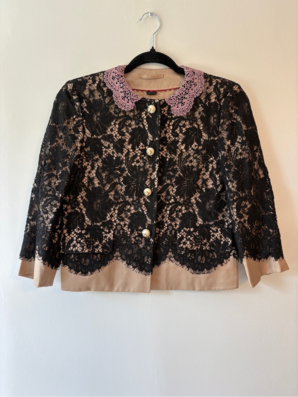GUCCI Black Lace Cropped Jacket Silk Lined Pink Crochet Collar Italy IT 40 - Picture 2 of 14